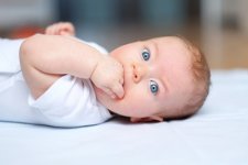 上海三代试管婴儿：精子畸形率高能做三代试管解决吗？